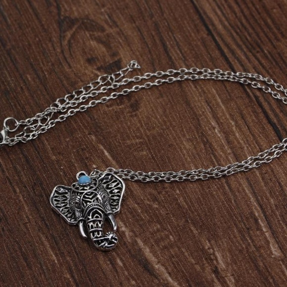 Vintage Bohemian Elephant Necklace - Picture 2 of 3
